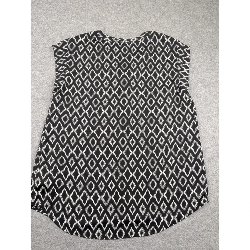 Hilary Radley Womens Black White Ikat Diamond Print Split Neck Blouse‎ Size Med